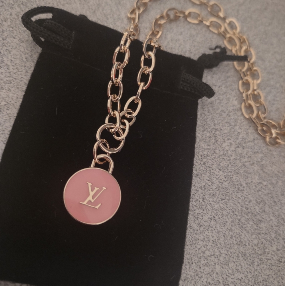Pink l v pendant necklace brand new